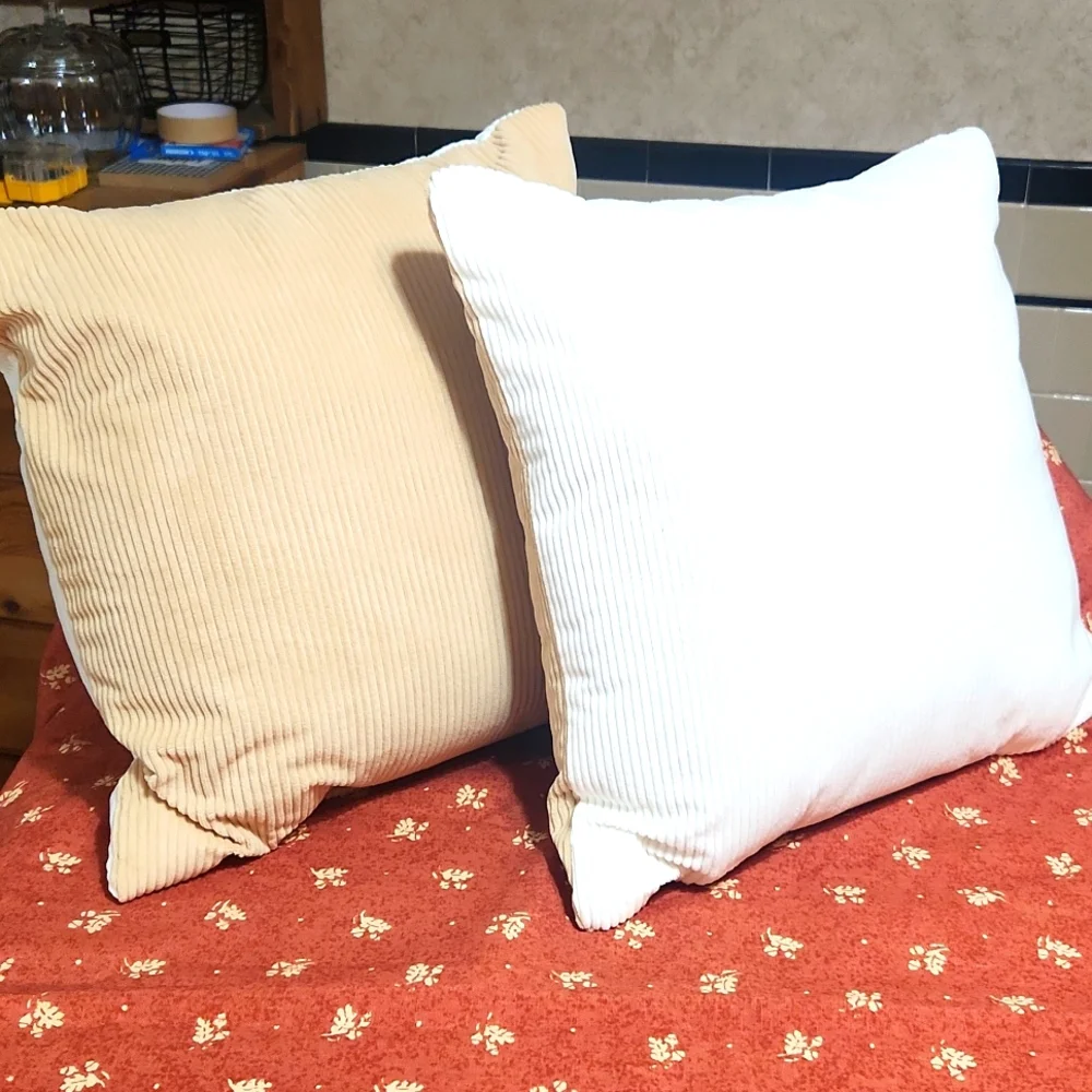 room essentials throw pillows - Picture 7 of 8